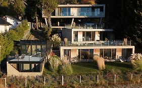 Wa One Lake Homes